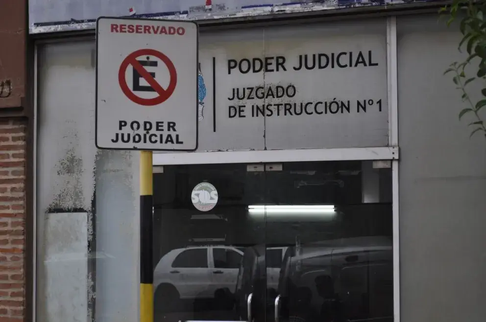 El caso conmocionó a la comunidad. La justicia avanza en la investigación para garantizar la seguridad de las menores.