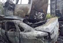 Un matrimonio de San Vicente murió tras chocar de frente contra un camión en Corrientes.