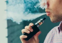 El Gobierno levantó la prohibición y reguló la venta de vapeadores y bolsitas de nicotina